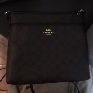 Crossbody Coach purse